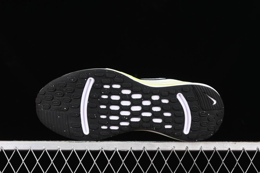 Nike Journey Run 2024