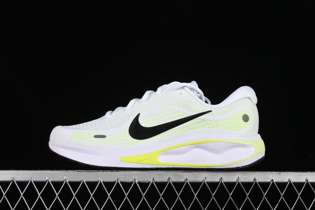 Nike Journey Run 2024