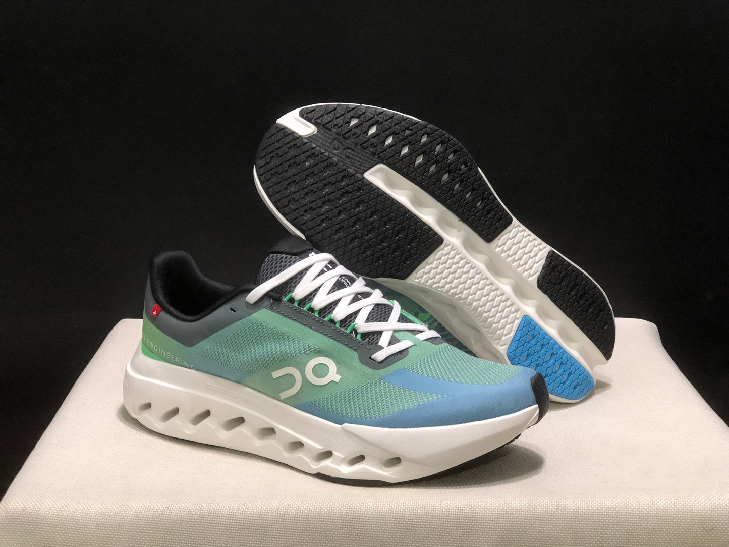 Zapatillas On Cloudsurfer