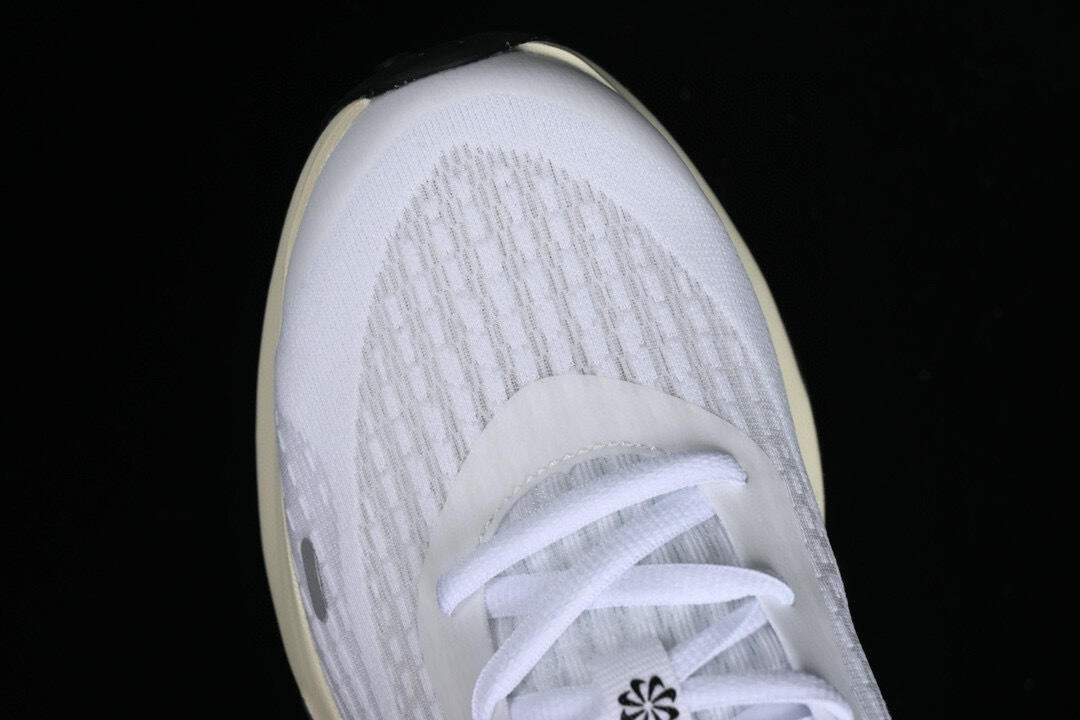Nike Journey Run 2024
