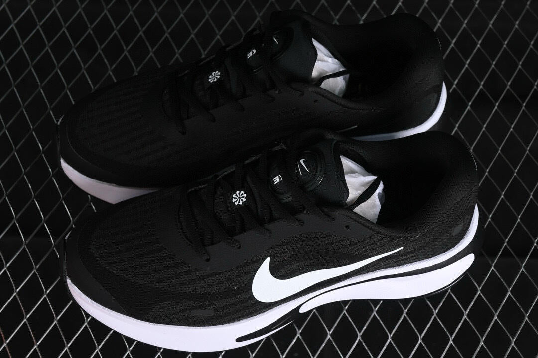 Nike Journey Run 2024