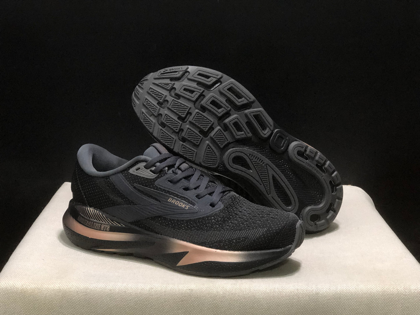 Brooks Adrenaline GTS 24
