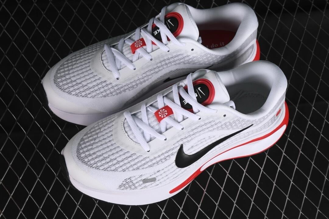 Nike Journey Run 2024