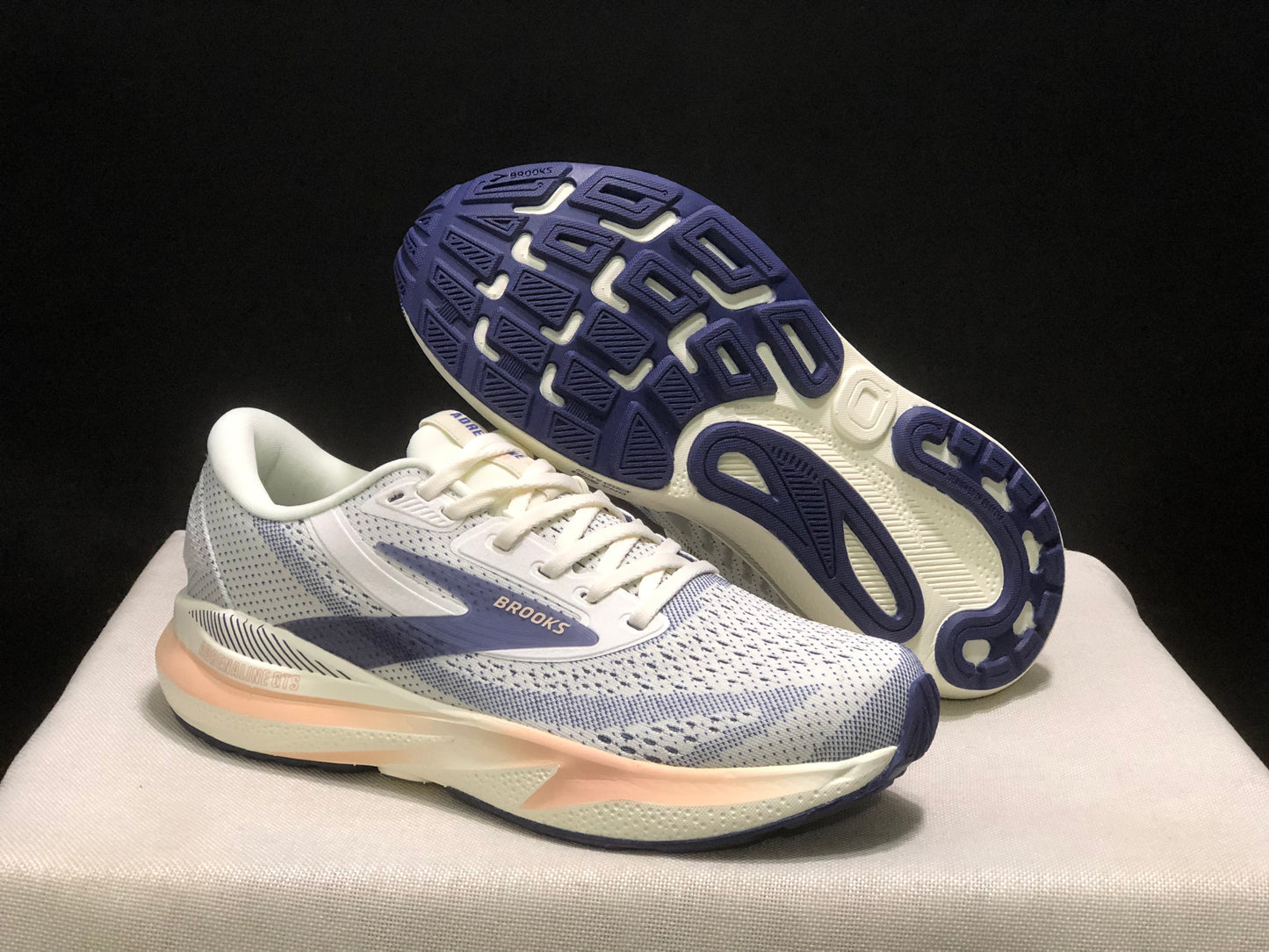 Brooks Adrenaline GTS 24
