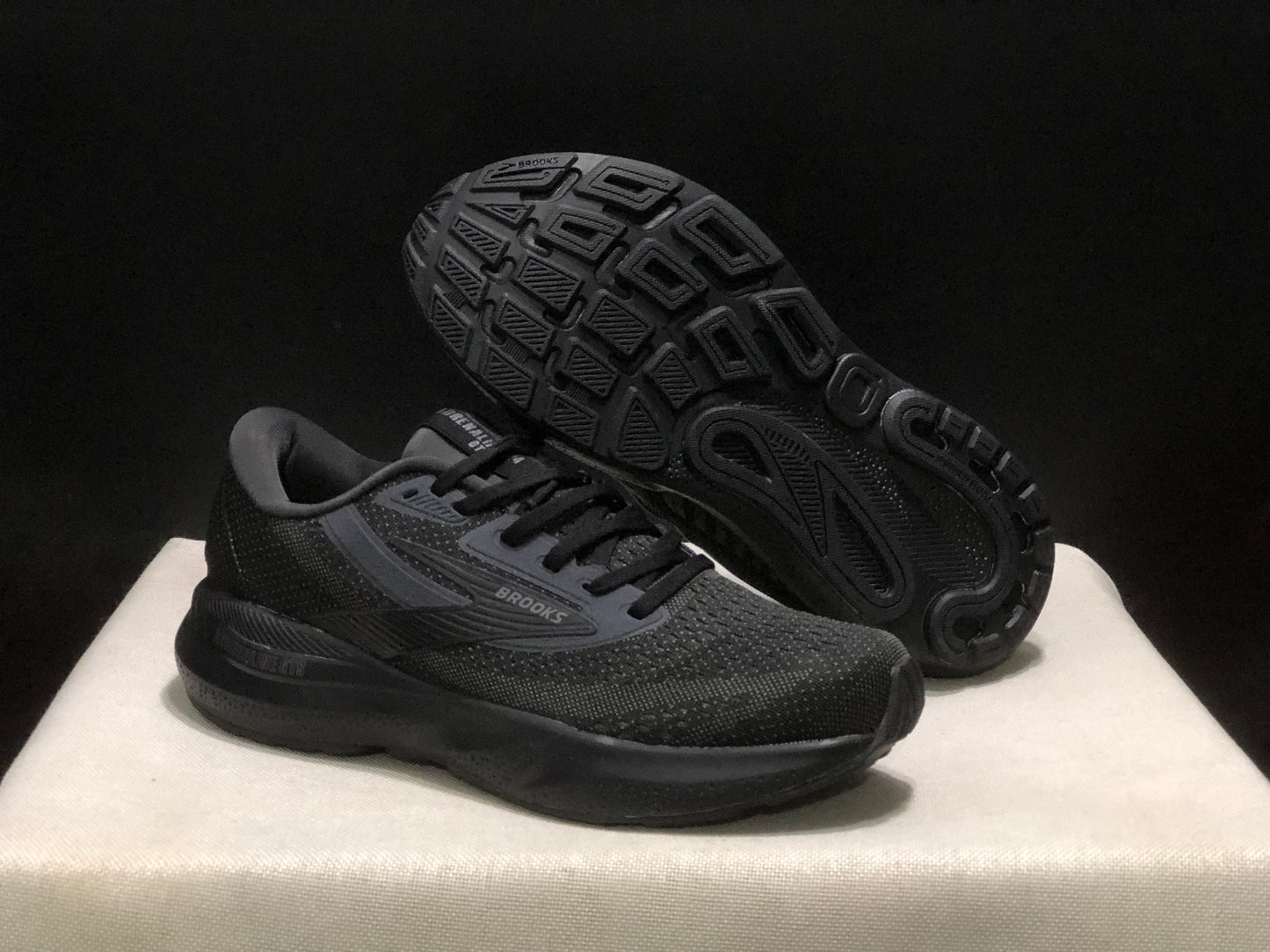Brooks Adrenaline GTS 24