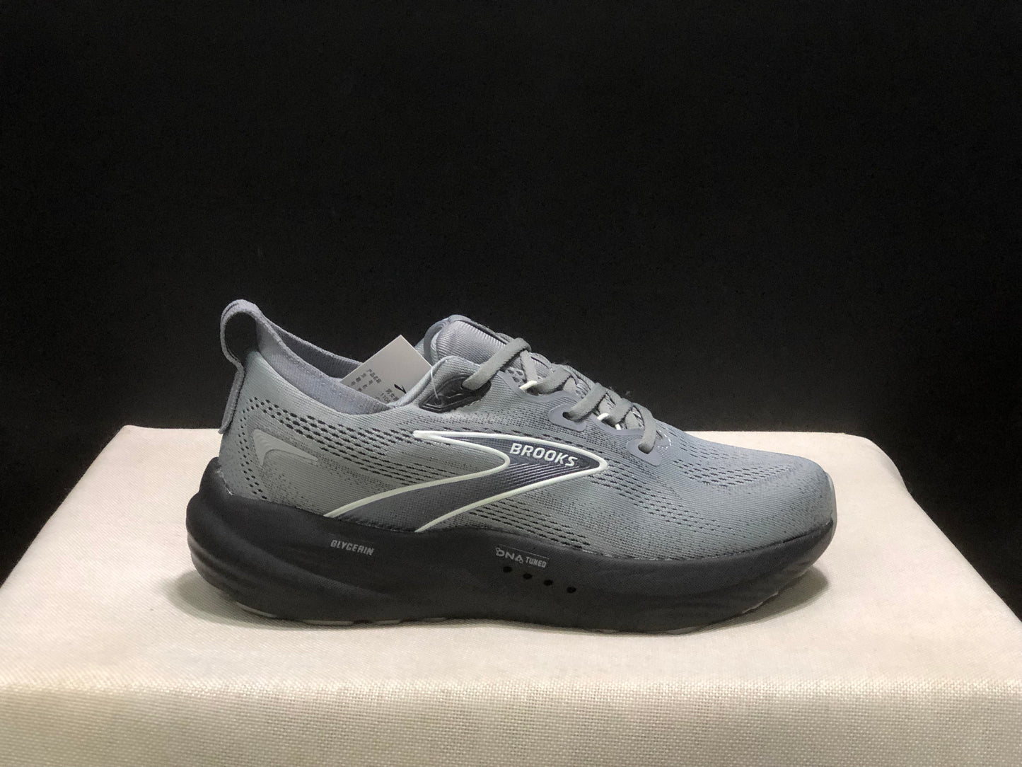 Brooks Glicerine 22