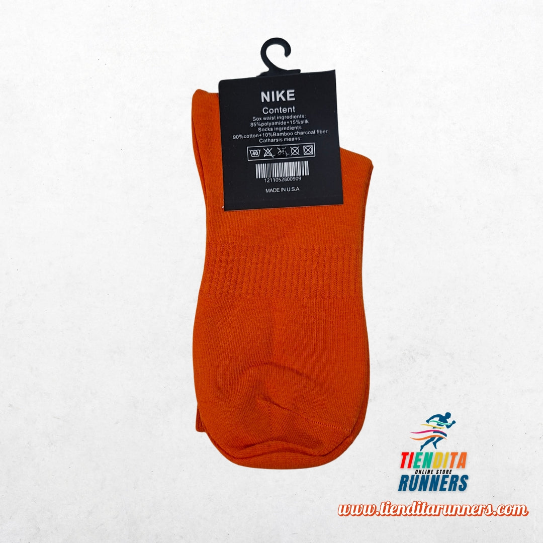 Media Nike Naranja Algodón ligero de alto rendimiento