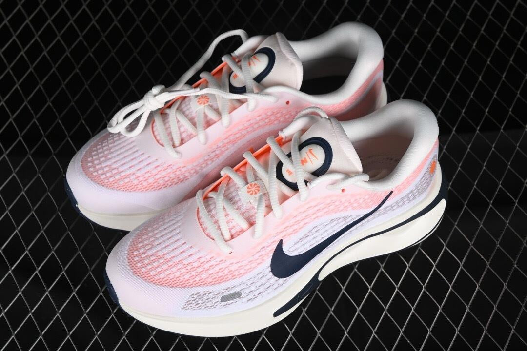 Nike Journey Run 2024