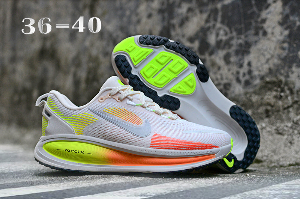 Nike Vomero 18