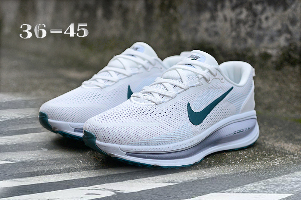 Nike Vomero 18