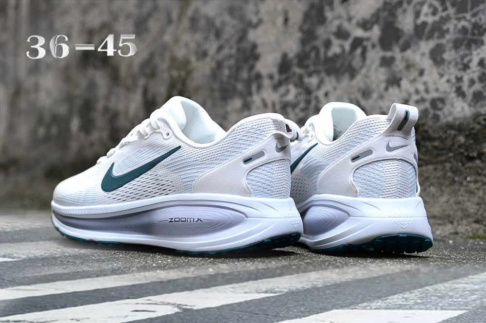 Nike Vomero 18