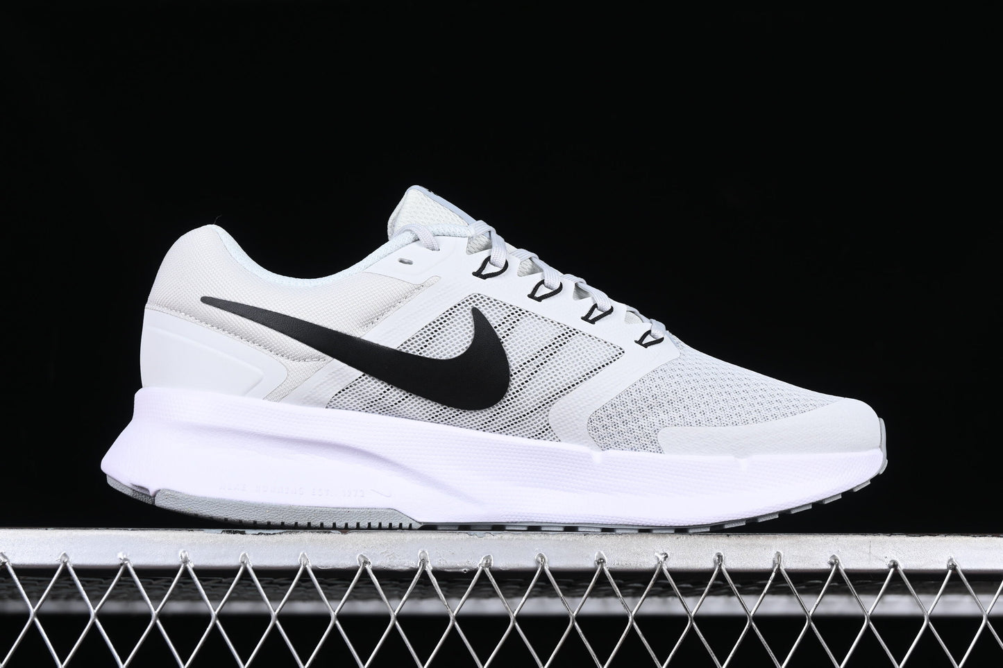 Nike Run Swift 3