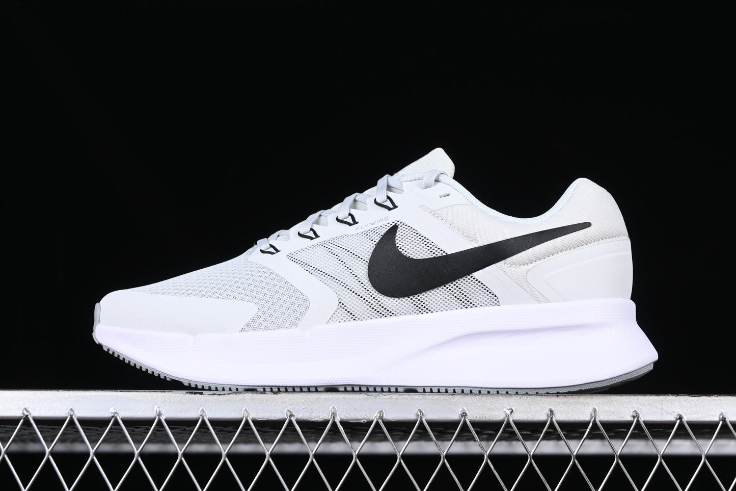 Nike Run Swift 3