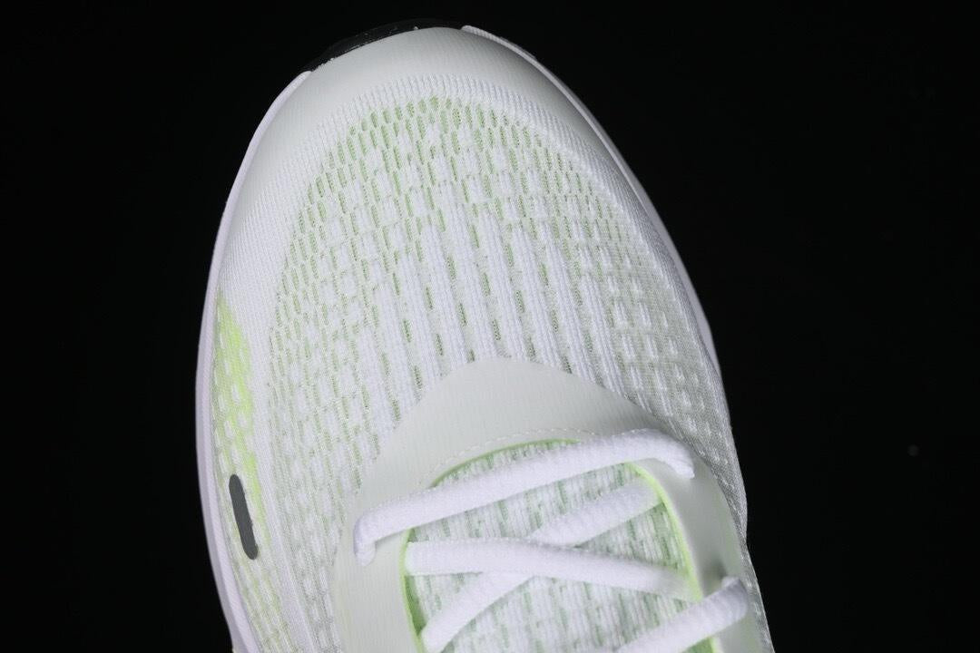 Nike Journey Run 2024