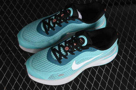 Nike Journey Run 2024