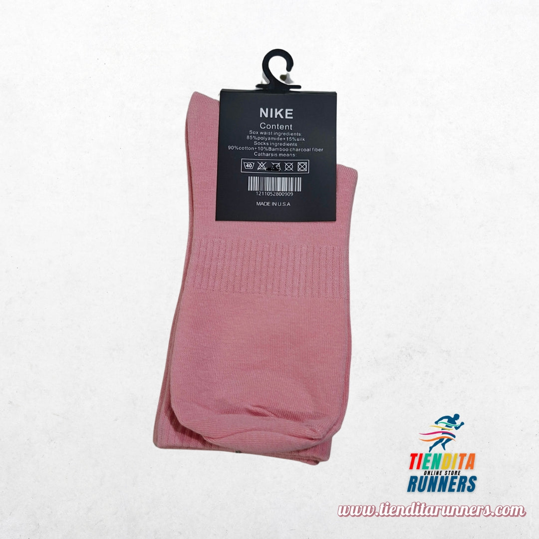 Media Nike rosada Algodón ligero de alto rendimiento