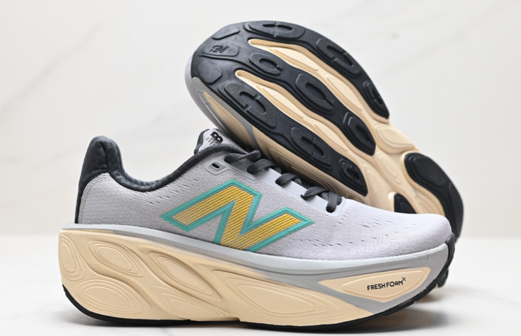 New Balance More V5