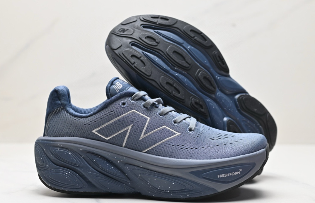 New Balance More V5
