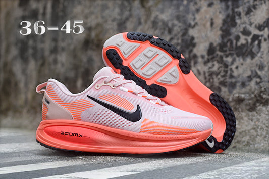 Nike Vomero 18